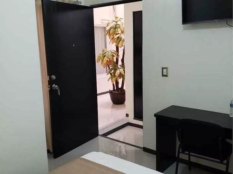 ホテル Real Jaguar