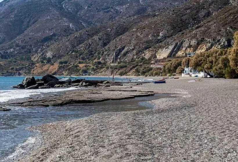 پانسیون Anemoessa Luxury Villas