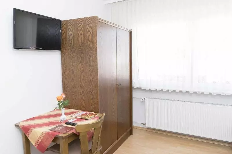 پانسیون Gästehaus Ackermann