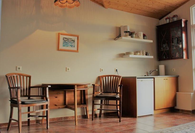 پانسیون Hestakráin