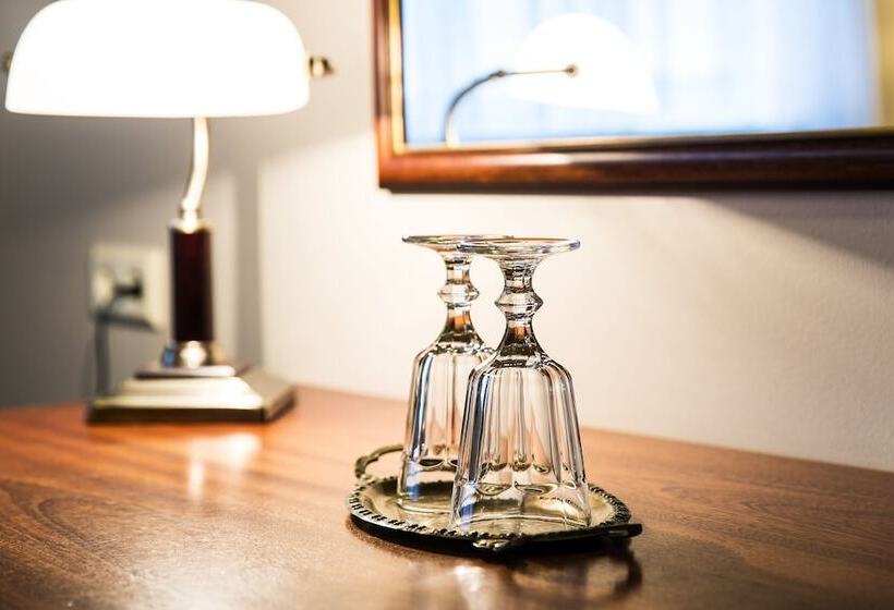 پانسیون Hestakráin