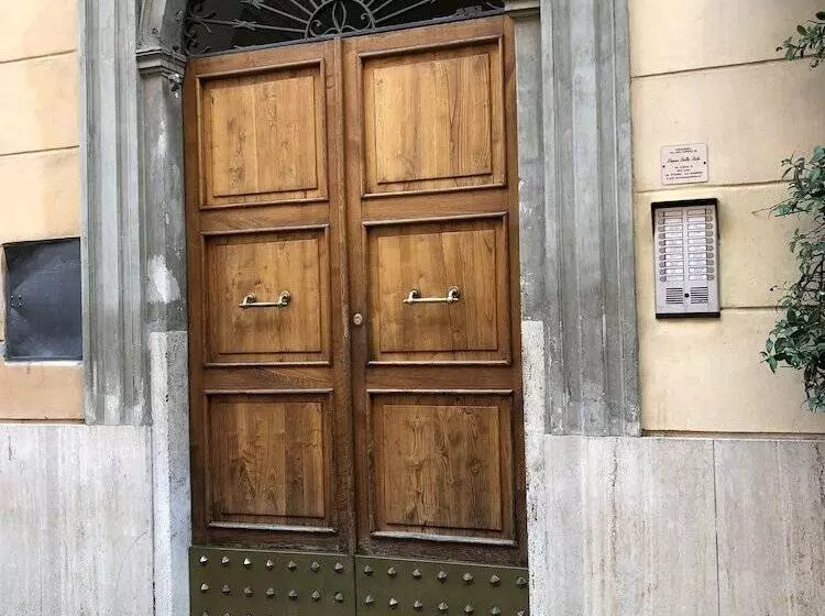 پانسیون Residenza Giulia Al Colosseo