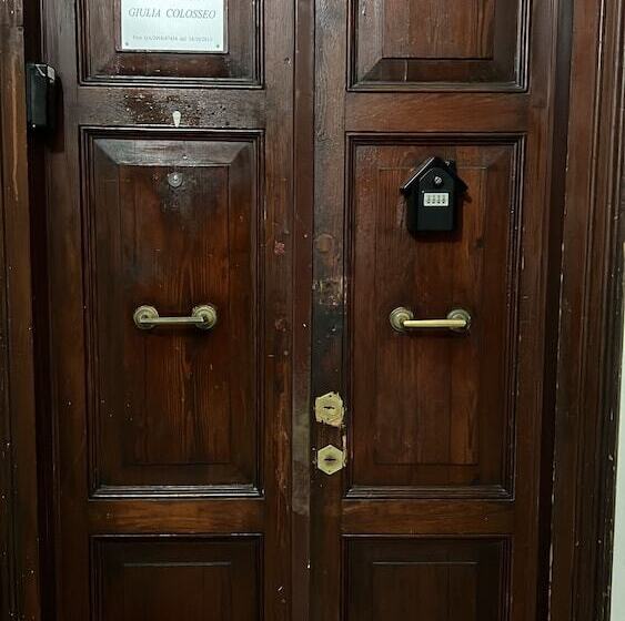 פנסיון Residenza Giulia Al Colosseo