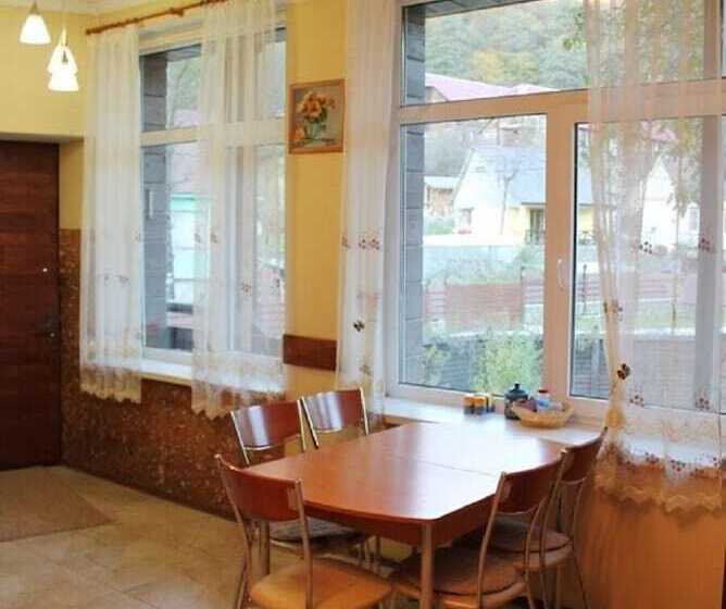 Polyanskoye Podvorie