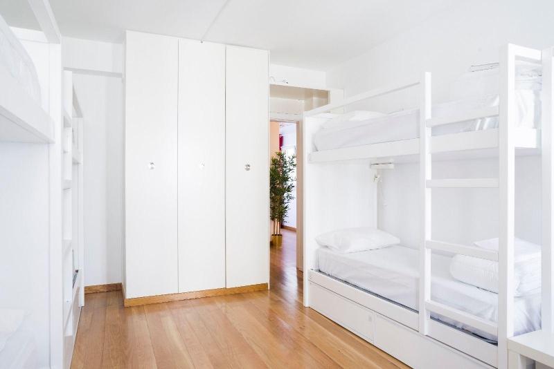 123 Embaixador Hostel