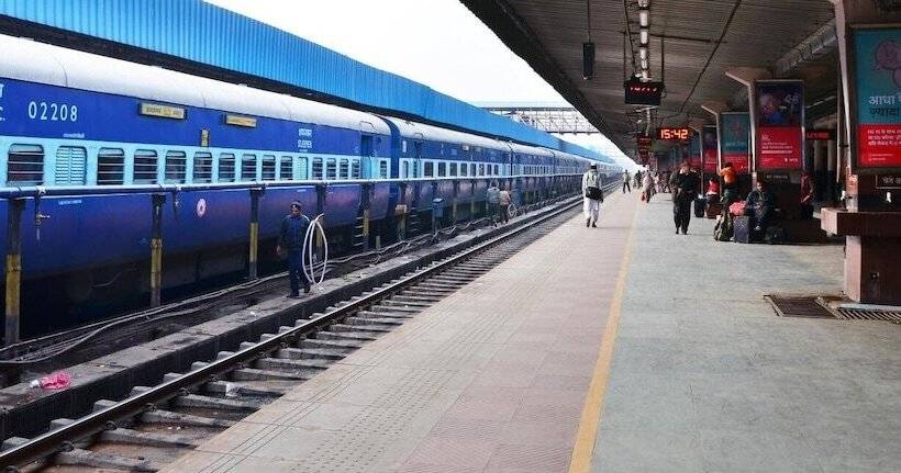 هتل Capital O 3740 Golden Sands