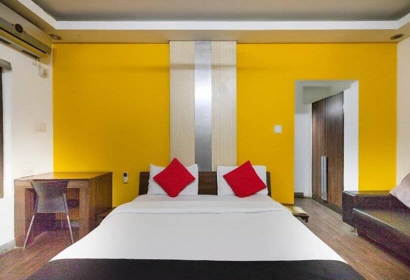 هتل Capital O 3740 Golden Sands