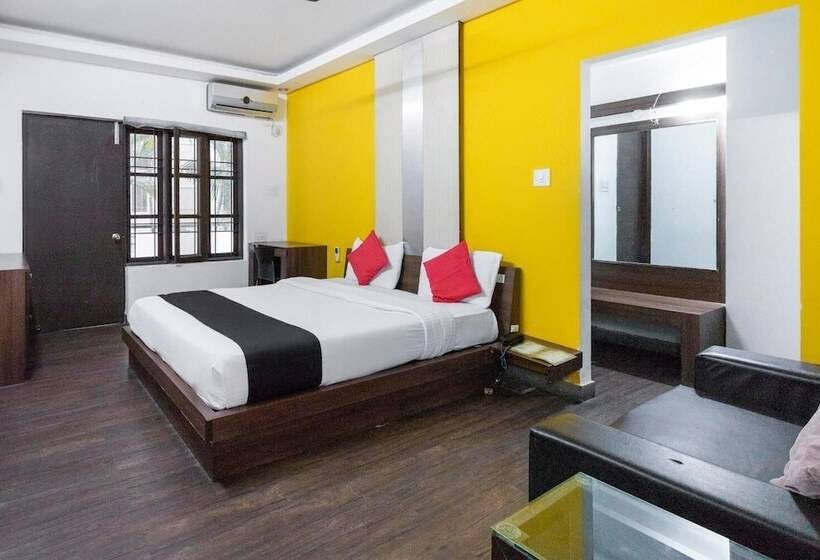 هتل Capital O 3740 Golden Sands