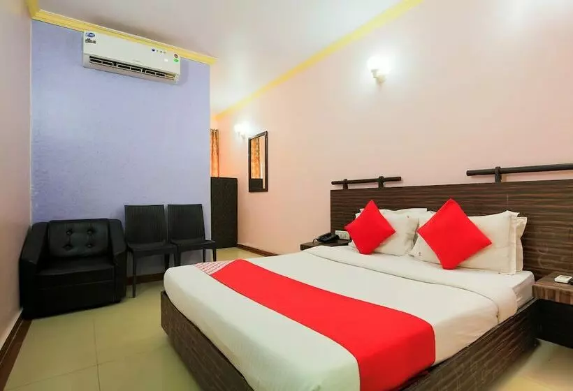 ホテル Beach View Villa Calangute