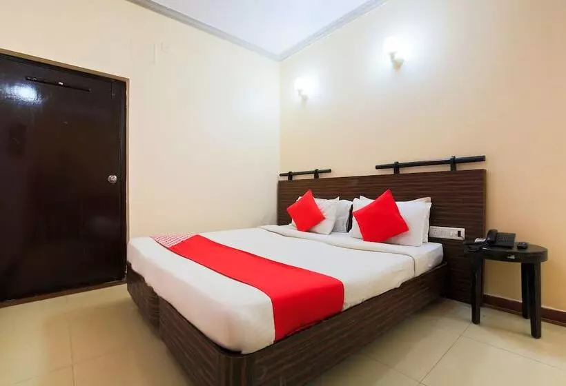 ホテル Beach View Villa Calangute