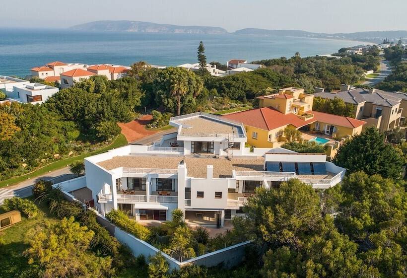 פנסיון Limoni Luxury Suites