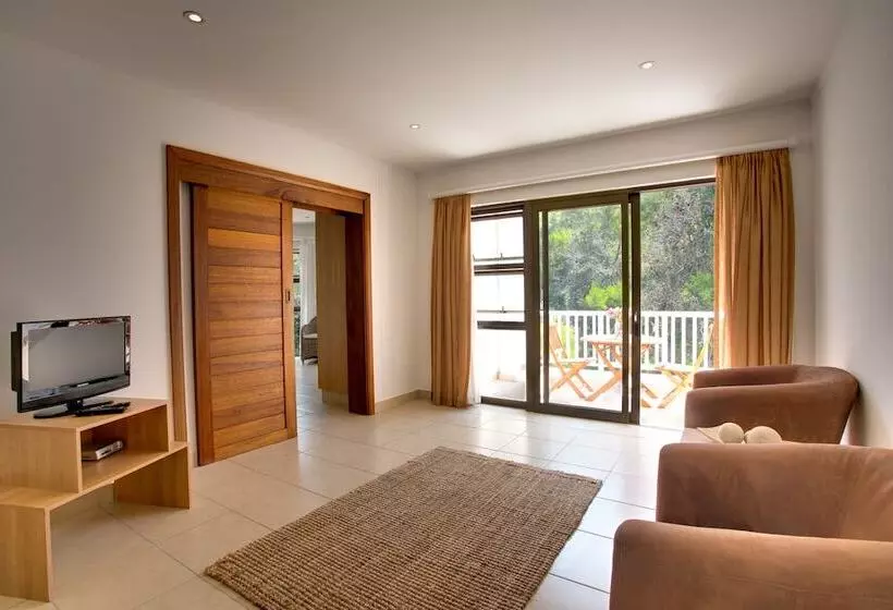 پانسیون Limoni Luxury Suites
