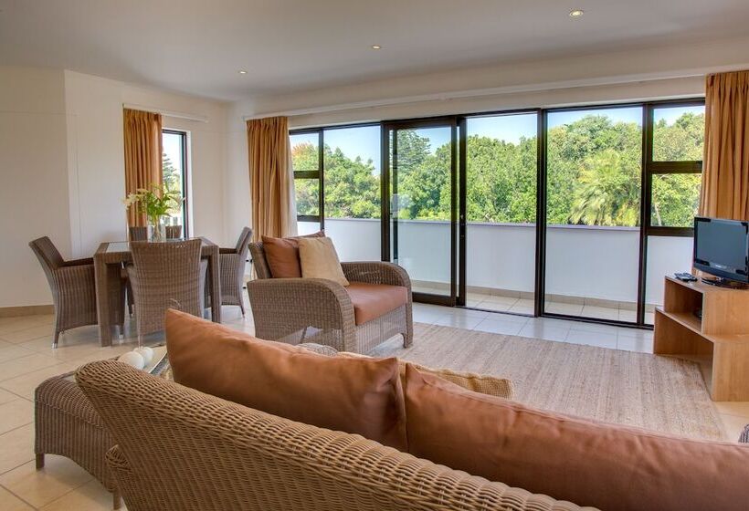 פנסיון Limoni Luxury Suites