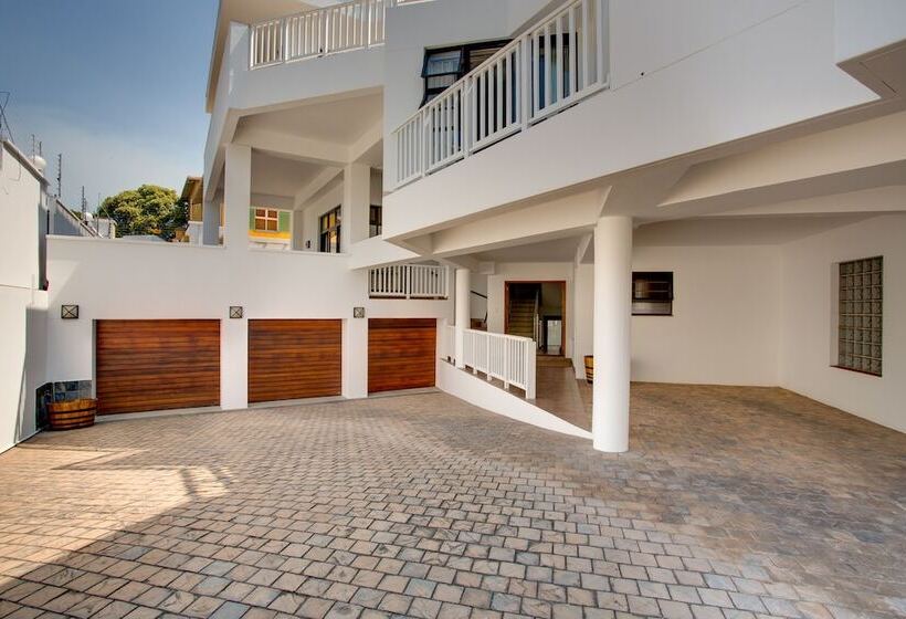 פנסיון Limoni Luxury Suites