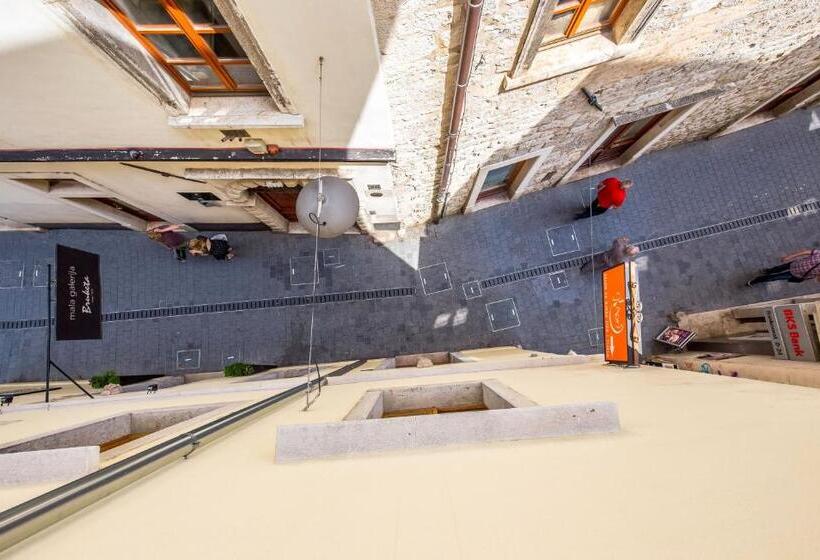 Rijeka Apartments Terra I & Ii