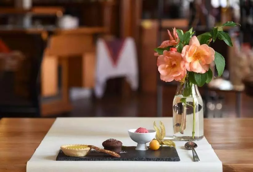 فندق Hôtel De L Aigle