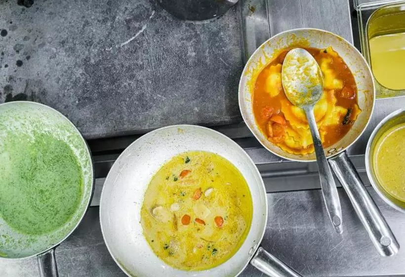 酒店 Stockalperhof