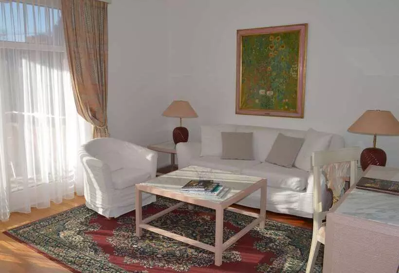 בית מלון כפרי Villa Sassa