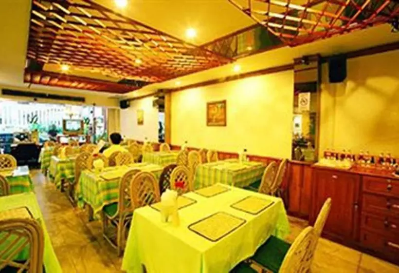 هتل Wall Street Inn, Bangkok