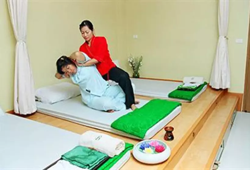 هتل Wall Street Inn, Bangkok