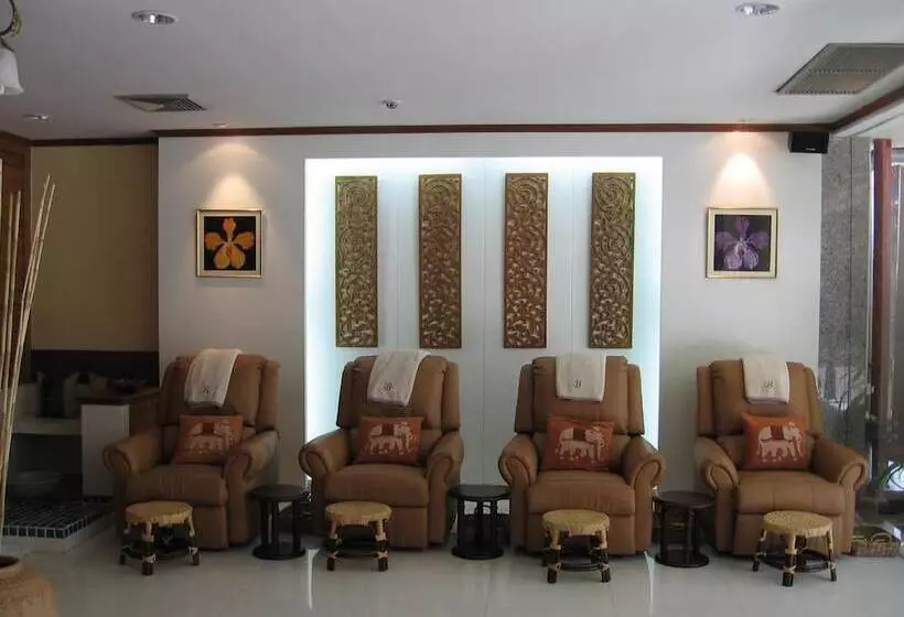 هتل Wall Street Inn, Bangkok