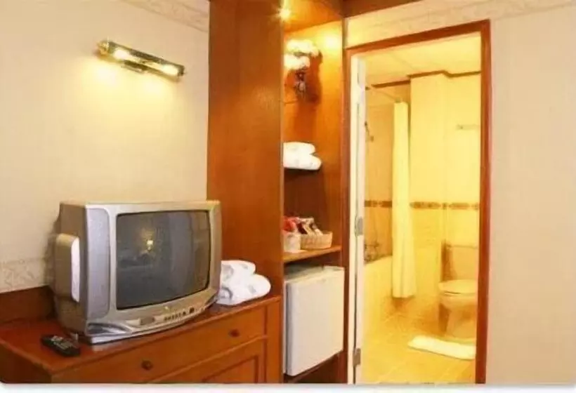 هتل Wall Street Inn, Bangkok