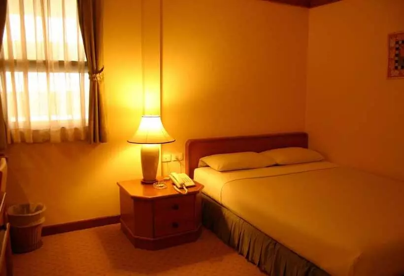 هتل Wall Street Inn, Bangkok