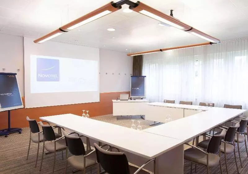 Novotel Zurich Airport Messe
