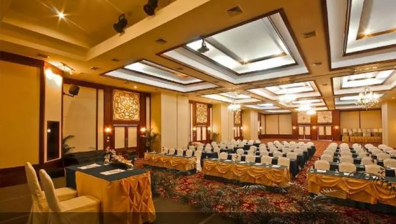 Phuket Orchid Resort And Spa