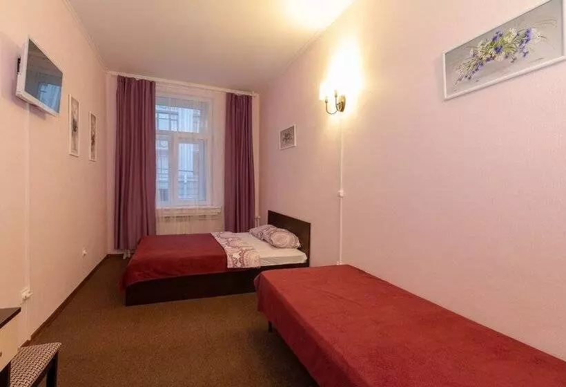 6 Rooms Mini Hotel   Hostel