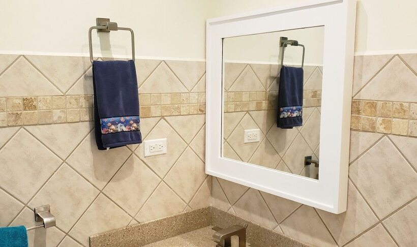 Harbour Lodge At Jolly Harbour