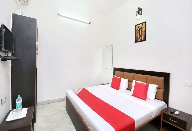 هتل Atithi Residency By Oyo Rooms