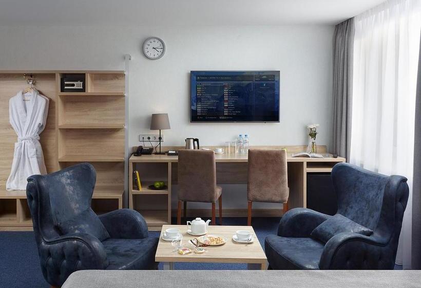 ホテル Chernorechye Park