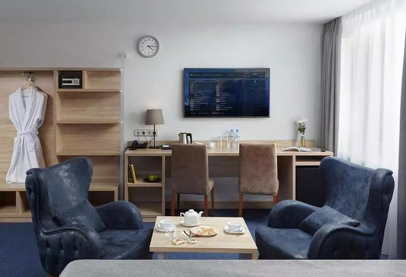 Hotelli Chernorechye Park