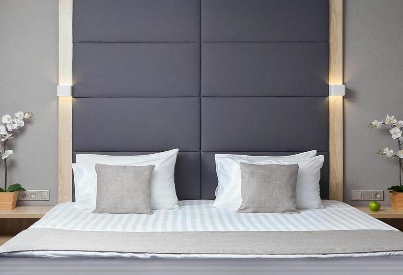 ホテル Chernorechye Park