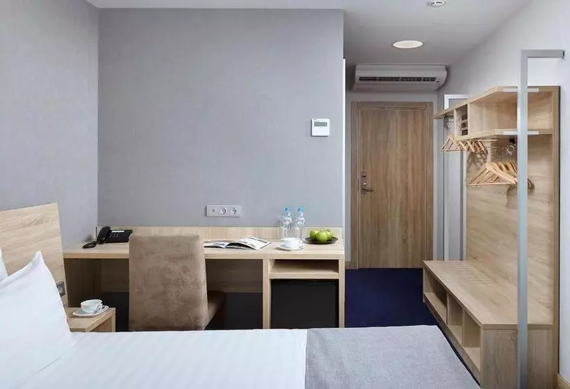 Hotelli Chernorechye Park