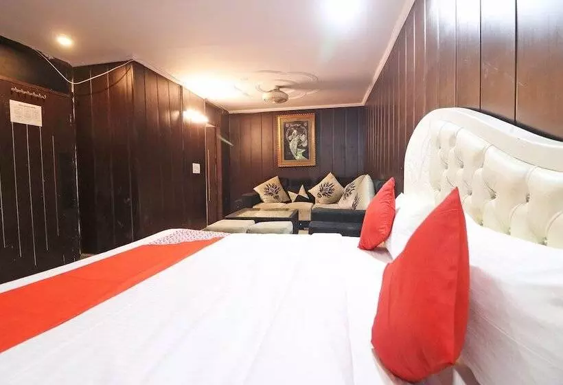 ホテル Grand Inn By Oyo Rooms