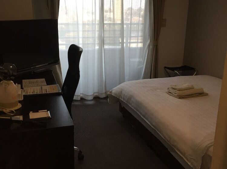 New Station Hotel Premiere