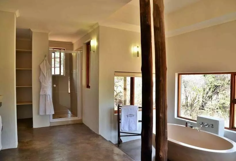 ホテル Safari Plains