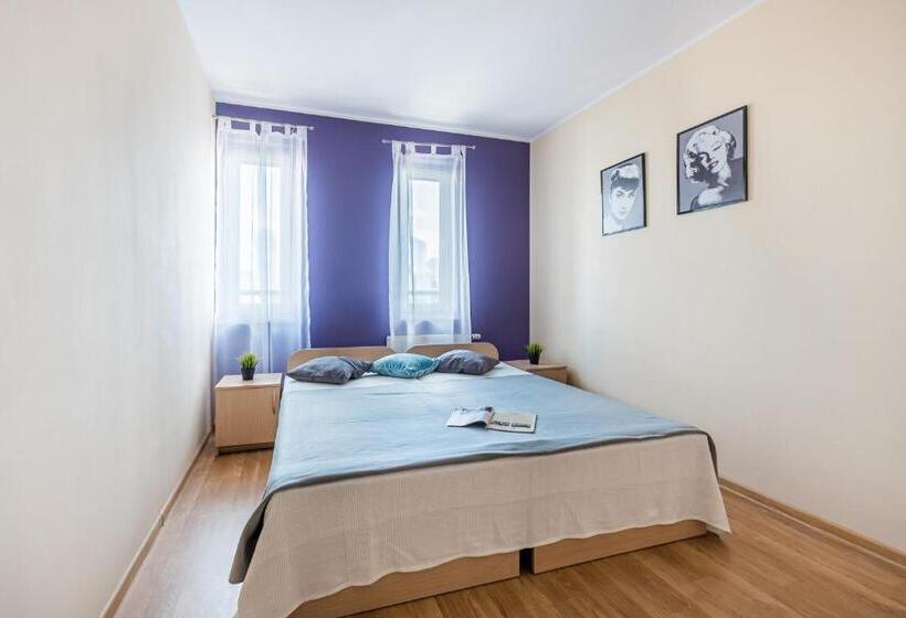 Notabene Wola Apartment