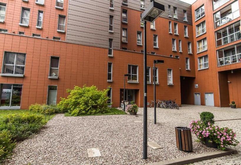 Notabene Wola Apartment