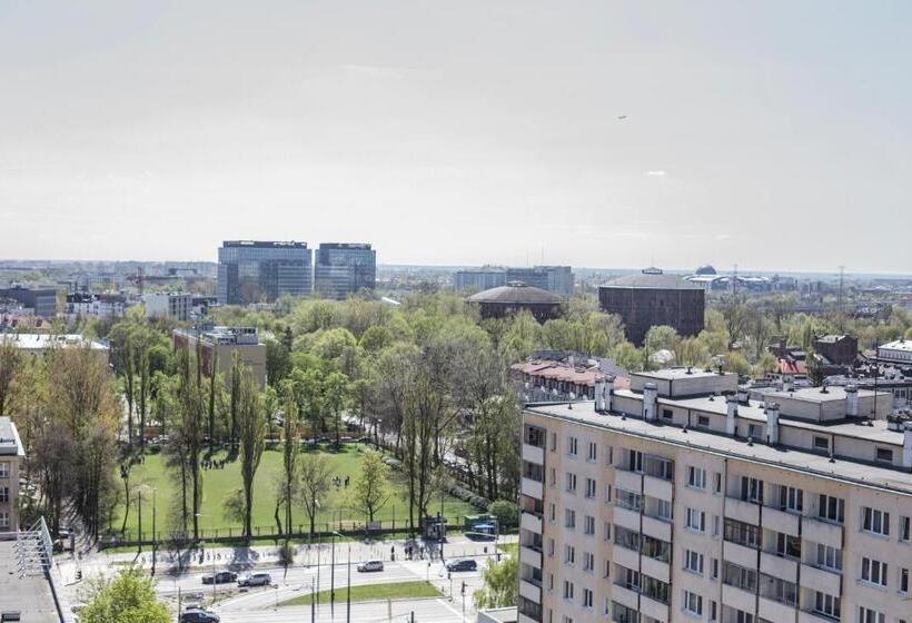 Notabene Wola Apartment