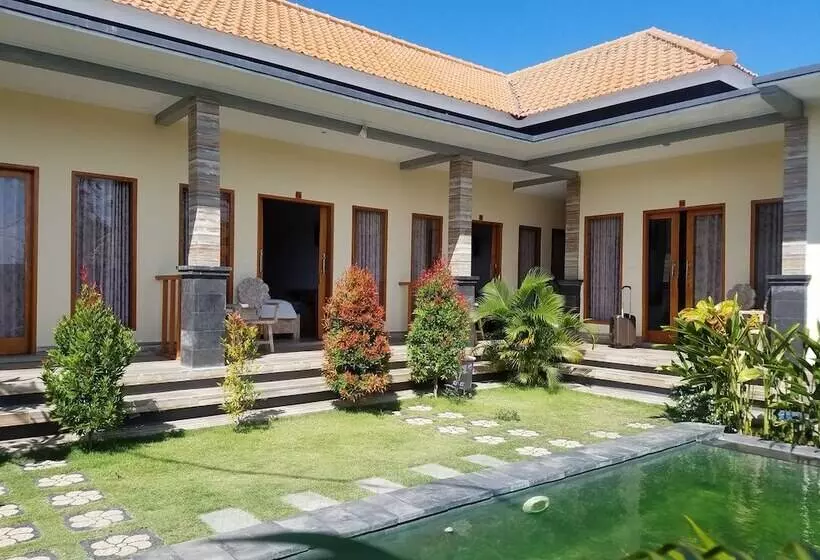 پانسیون Cantika Guest House