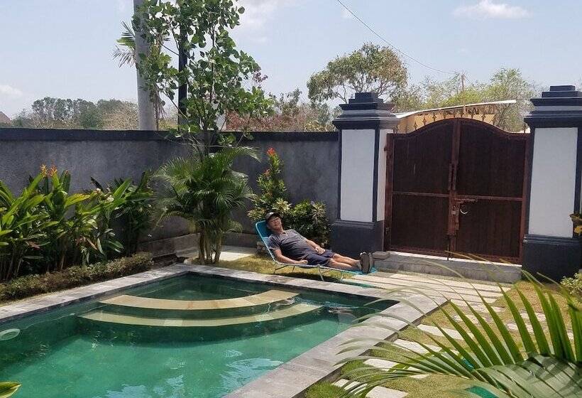 پانسیون Cantika Guest House