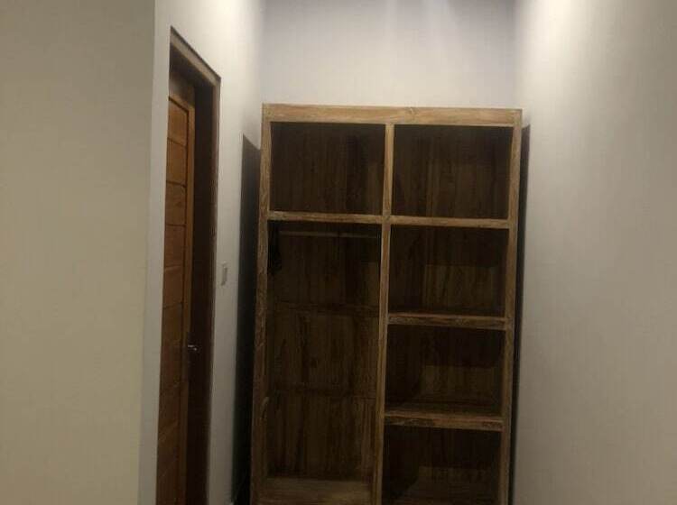 پانسیون Cantika Guest House