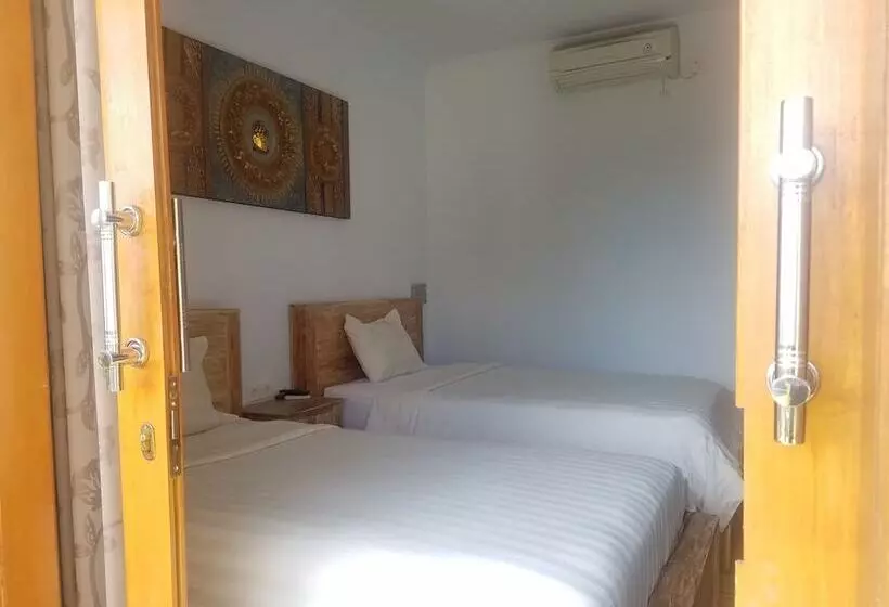 پانسیون Cantika Guest House