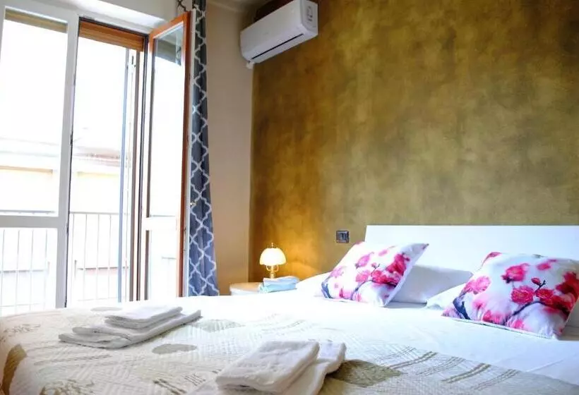 پانسیون Dreaming Piazza Bra Rooms