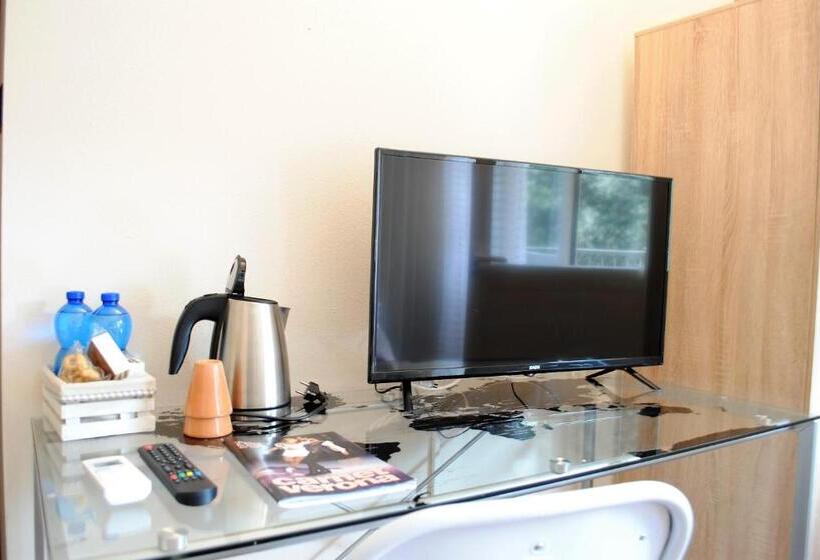 پانسیون Dreaming Piazza Bra Rooms