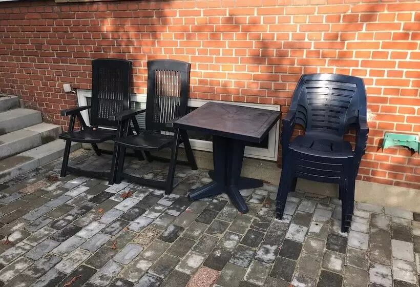 Majatalo Kongebrogade 77