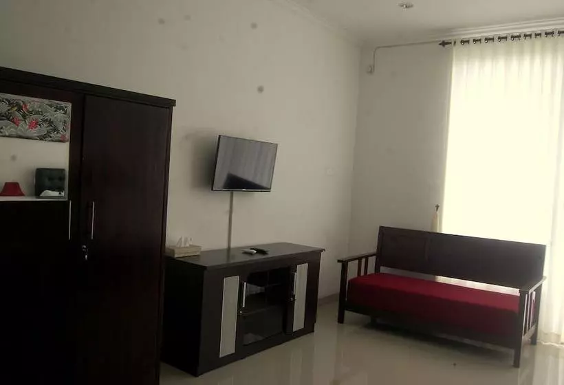 ペンション Uluwatu Suite's
